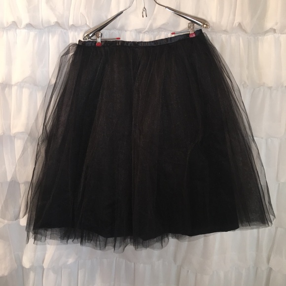 TULLE skirt black sized L - Picture 4 of 8